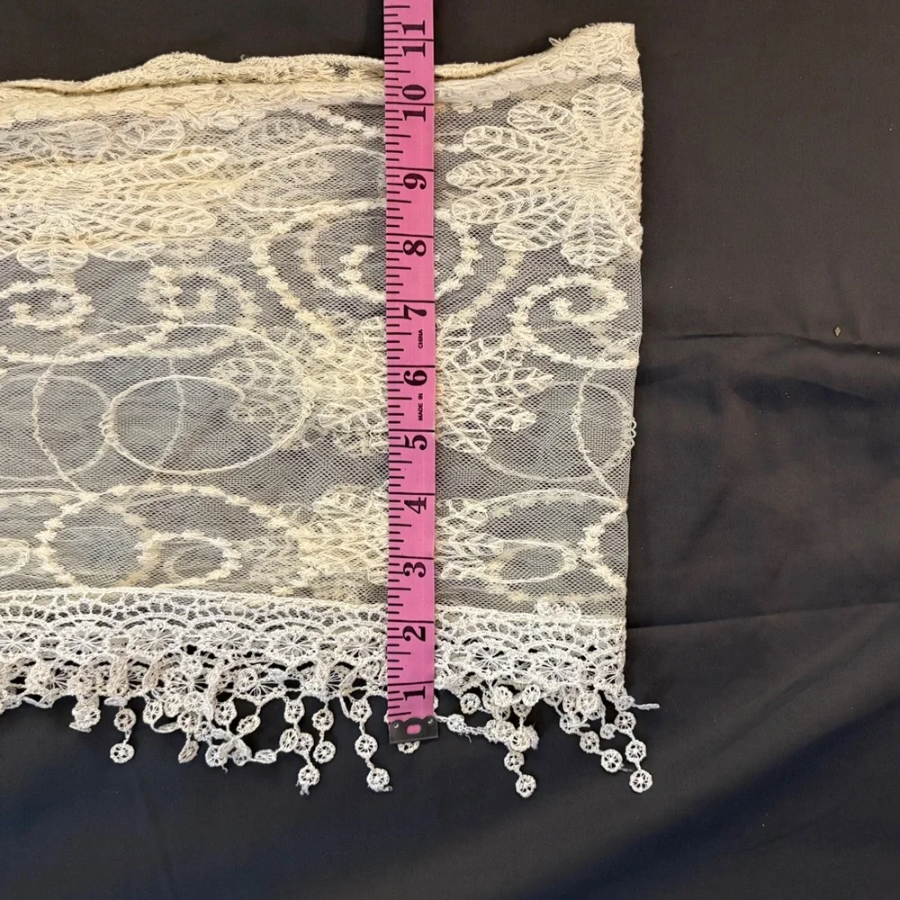 Ivory Floral Lace Triangle Scarf Shawl - Picture 6 of 6
